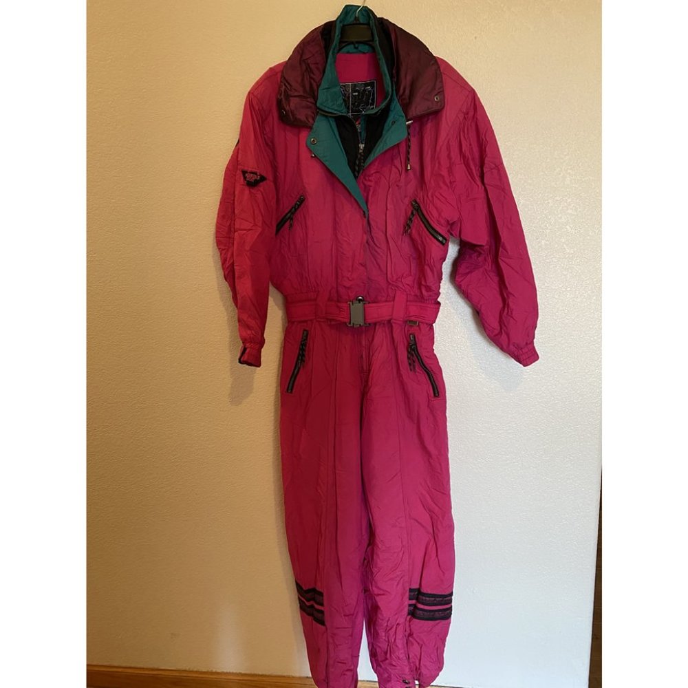 Women’s Ski One-Piece Snow Suit in Fuchsia Pink
